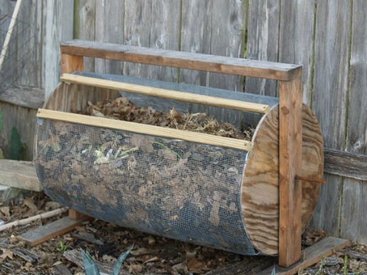 Drum-Style Compost Bin